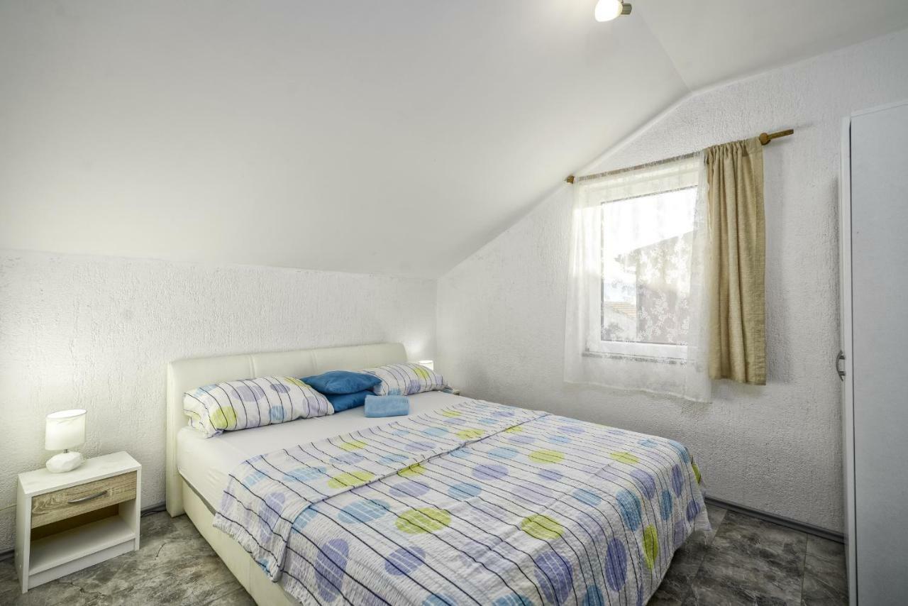 Apartments Marko Vir Eksteriør billede