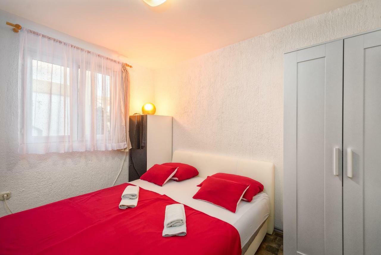 Apartments Marko Vir Eksteriør billede
